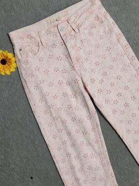 GUESS High Rise Straight Leg Pastel Pink Denim Floral Eyelet Spring Summer Jeans